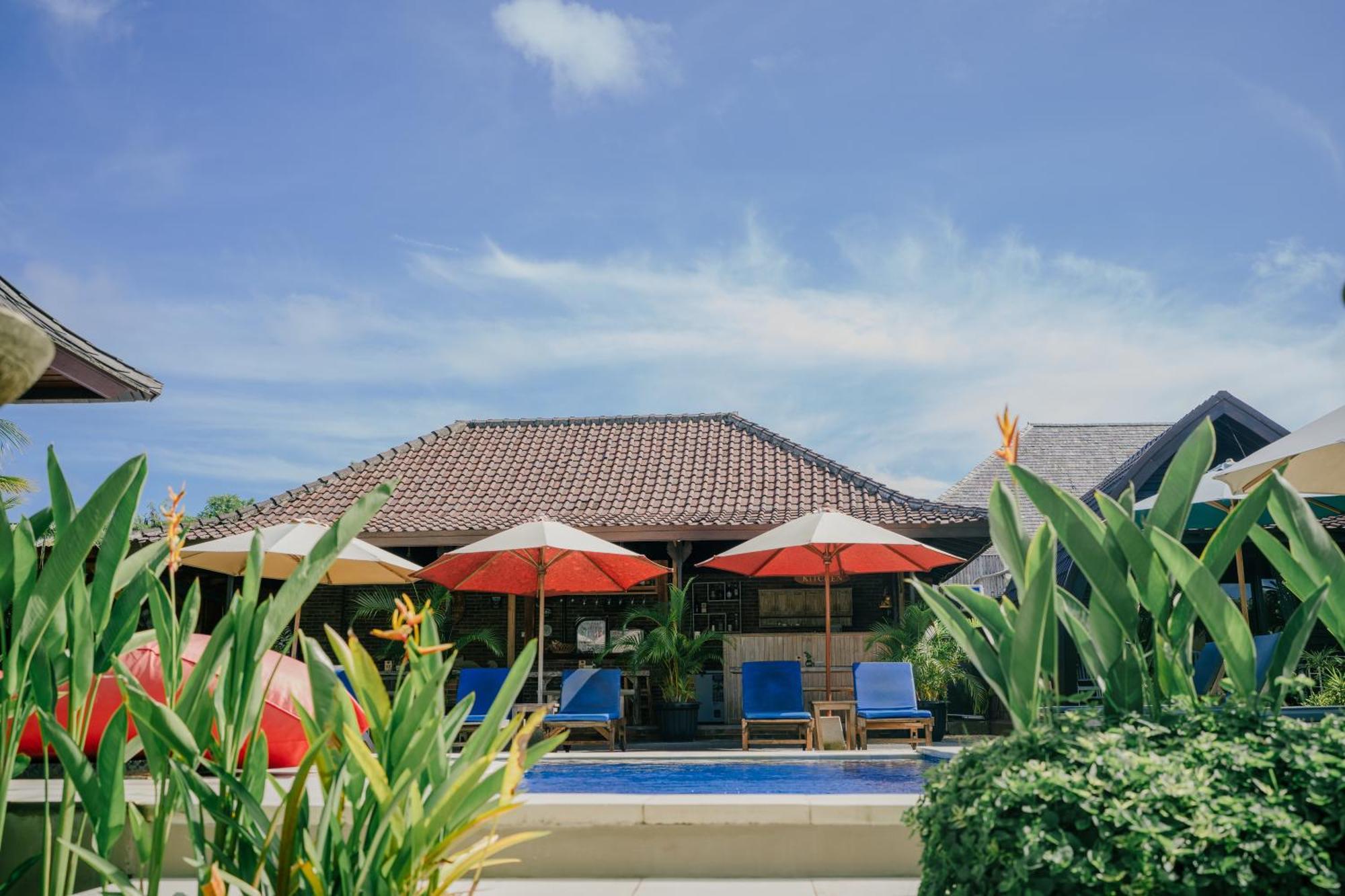 Uluwatu Jungle Villa Exterior photo